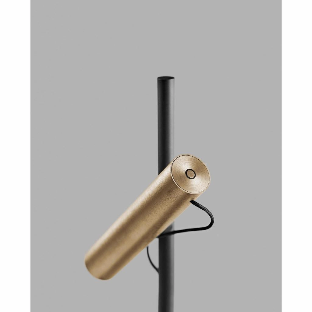 SPIRIT T1 BORDLAMPE MESSING LED DMP