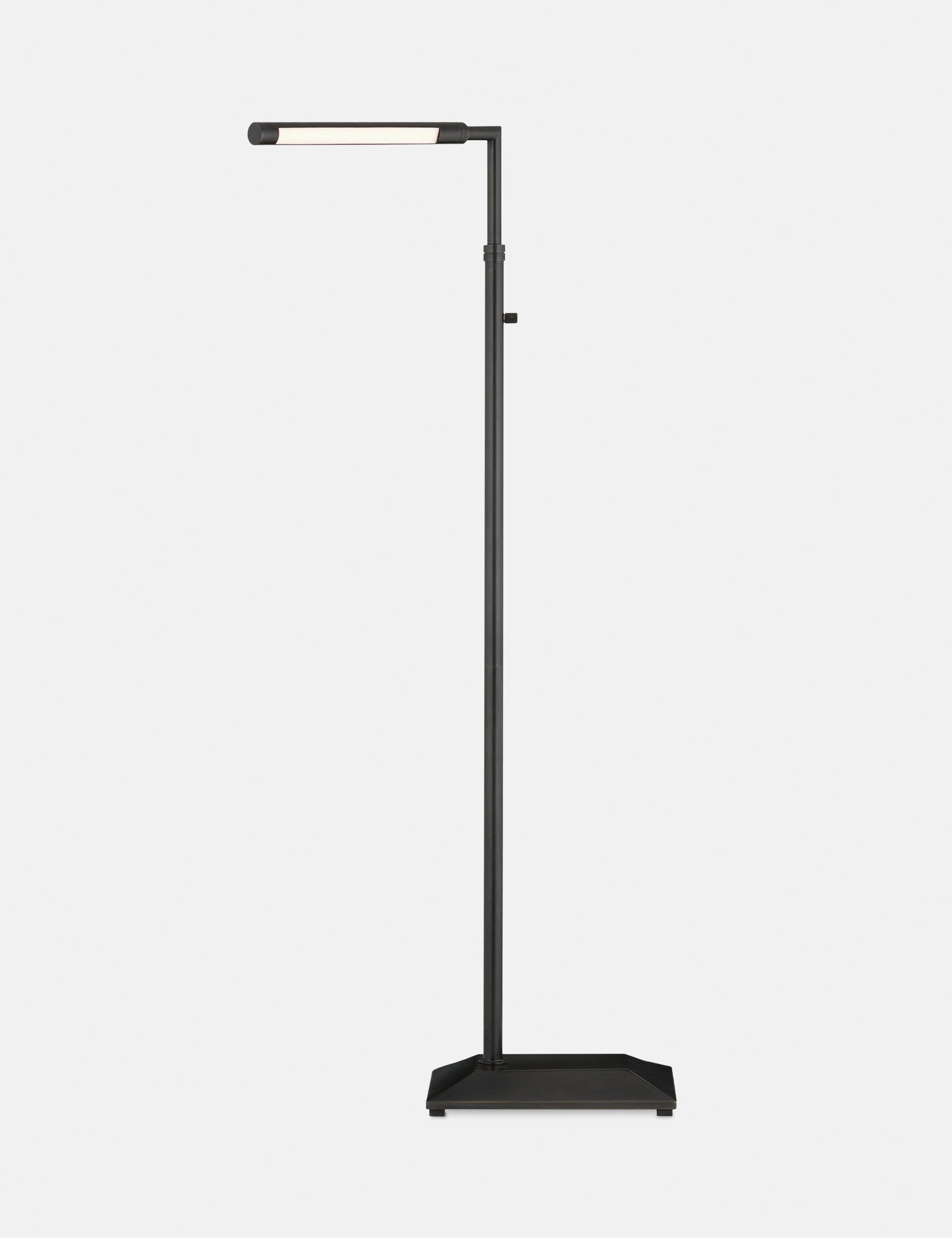 Stern Floor Lamp