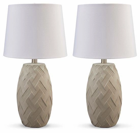 Tamner Table Lamp (Set of 2) mini decorative bulb