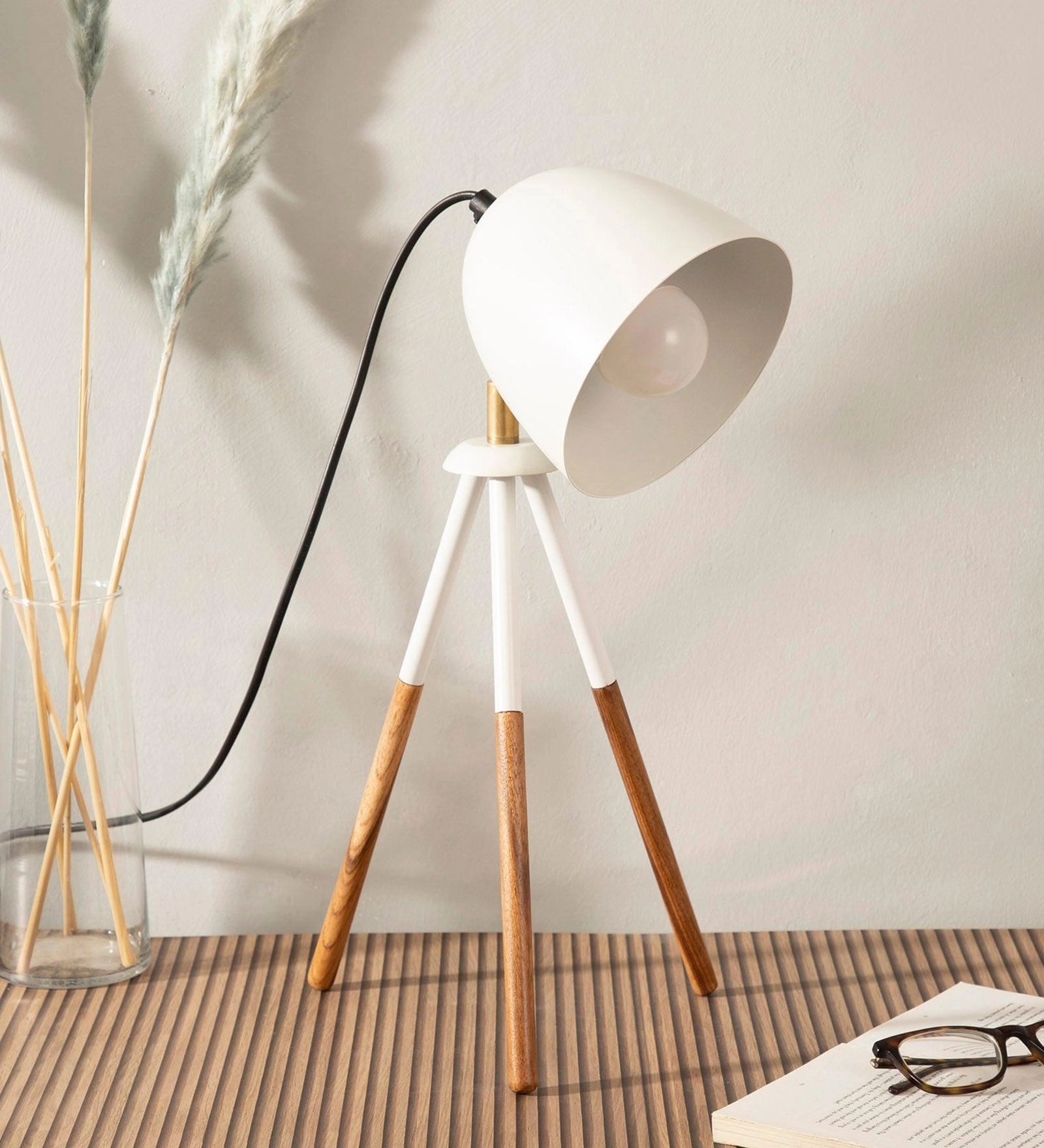 Teak Bud Desk Lamp White