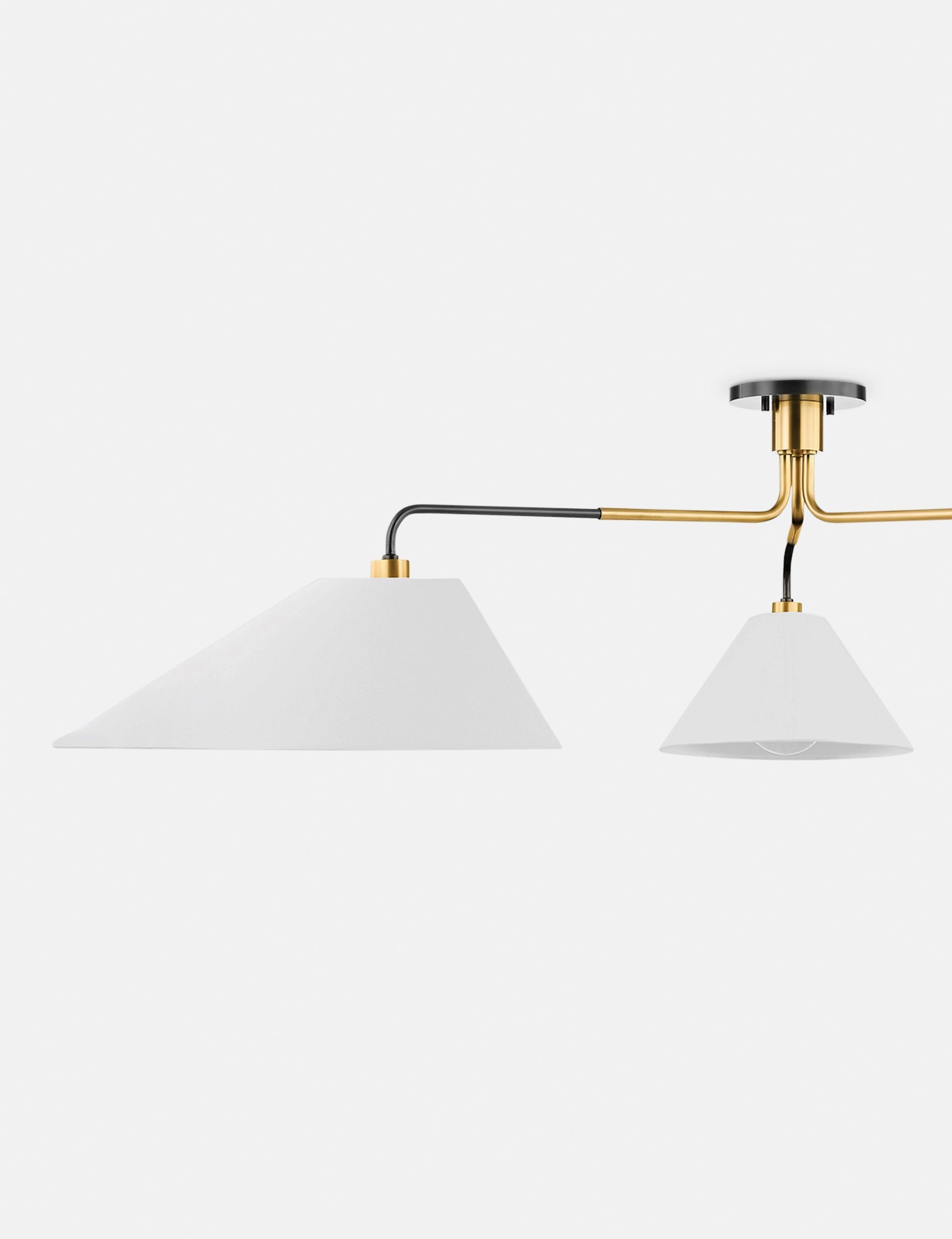 Tuen Chandelier