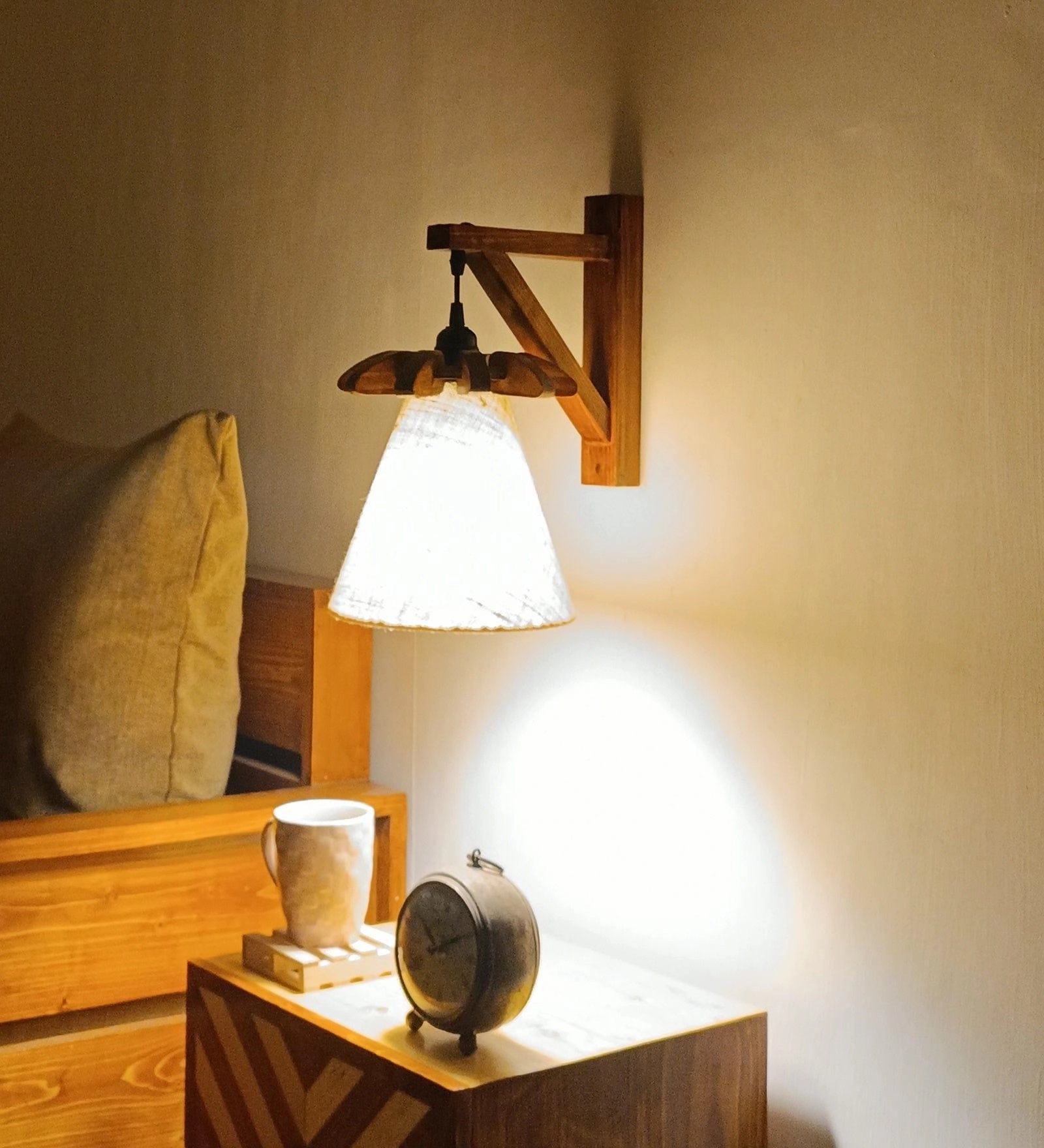 Twirl Brown Wooden Wall Light (BULB NOT INCLUDED)