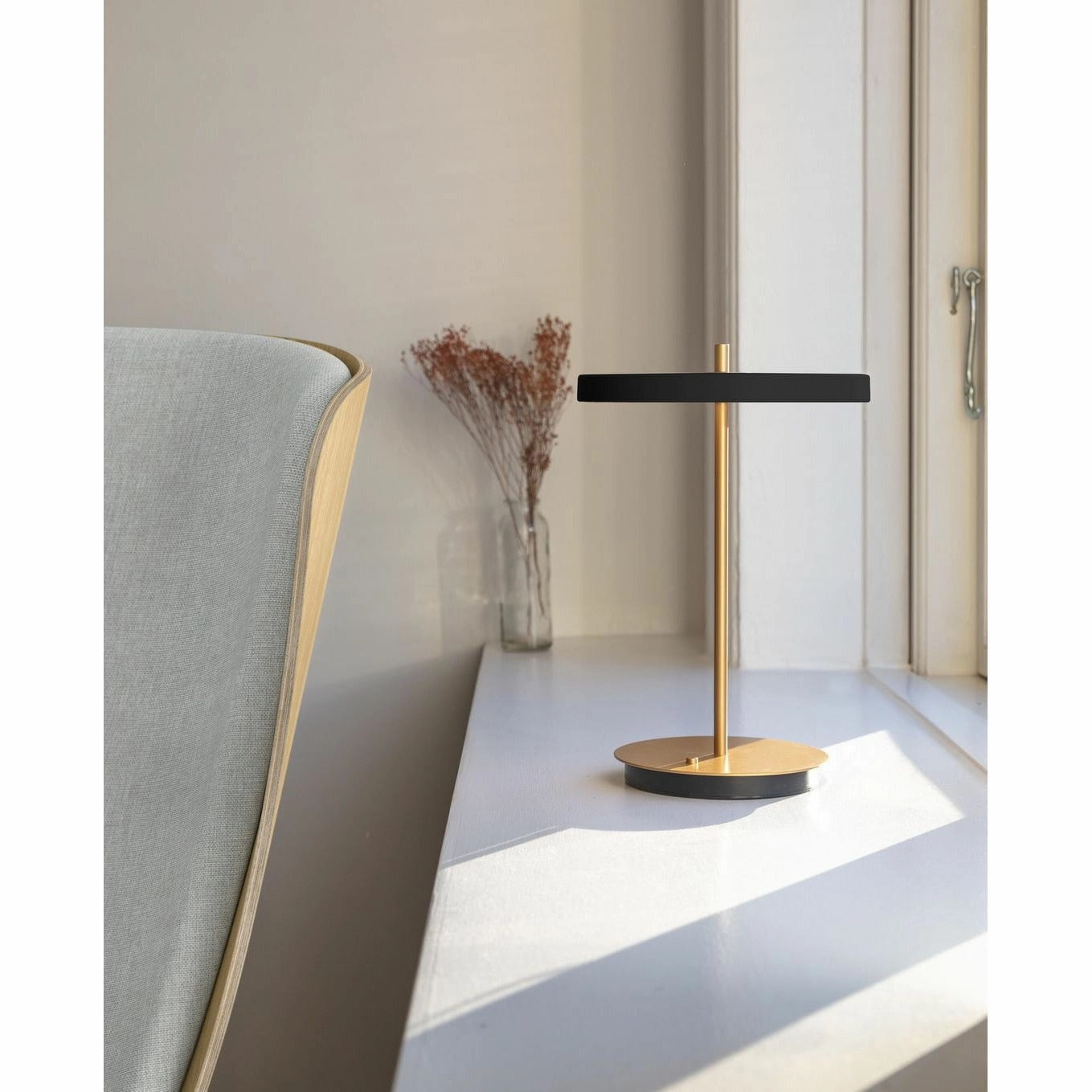 Umage Asteria Move Table Lamp, Black V2
