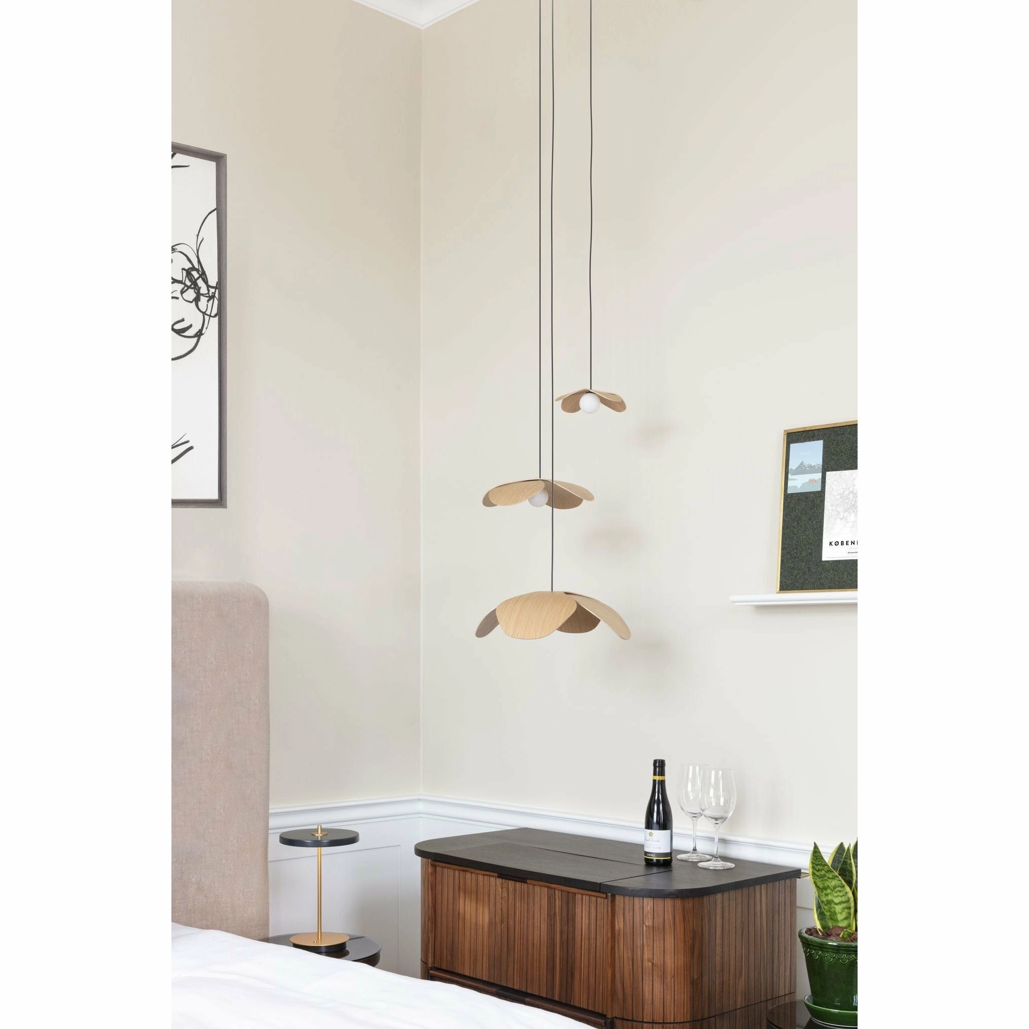 Umage Asteria Move Table Lamp, Black V2
