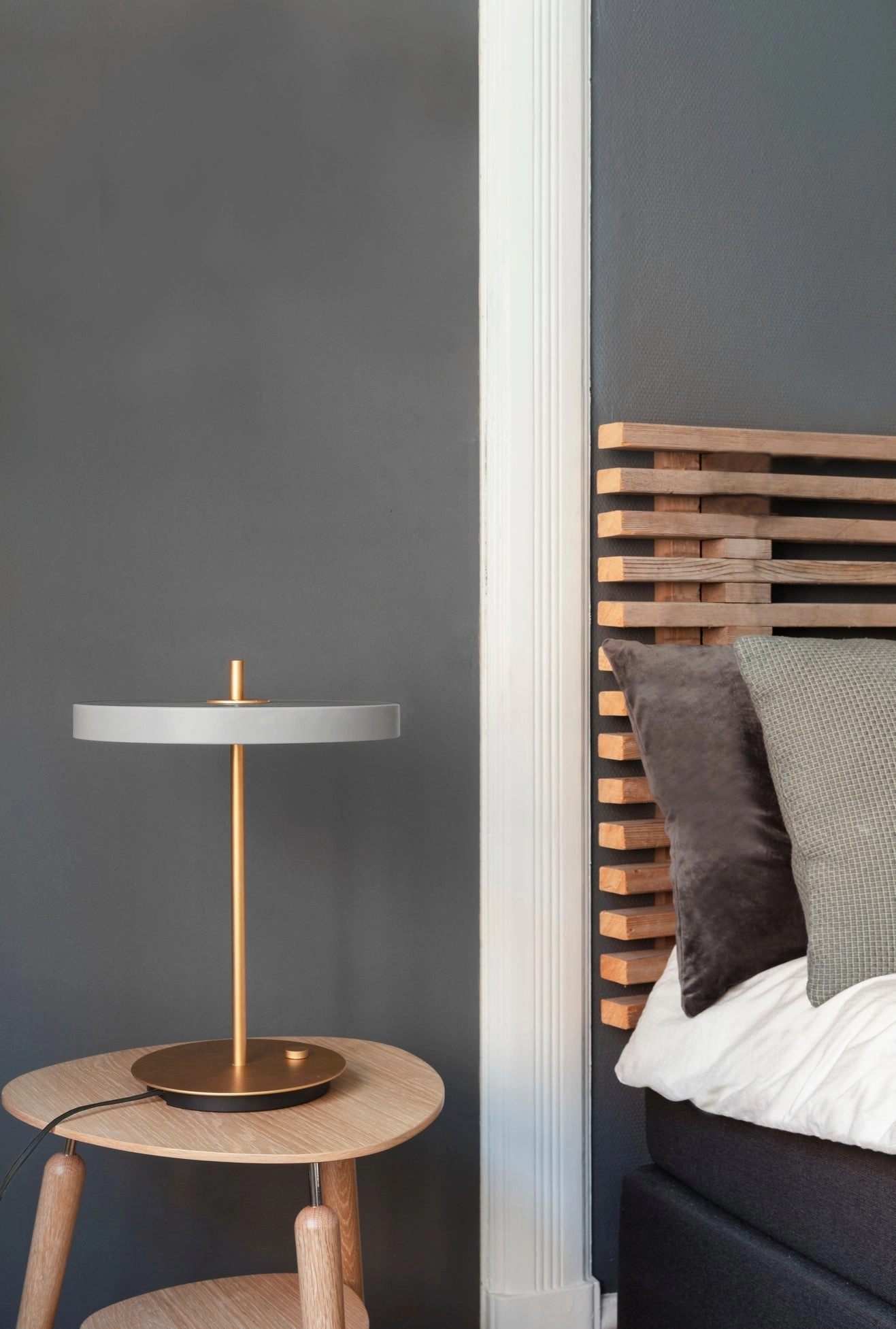 Umage Asteria Table Lamp, Nuance Mist