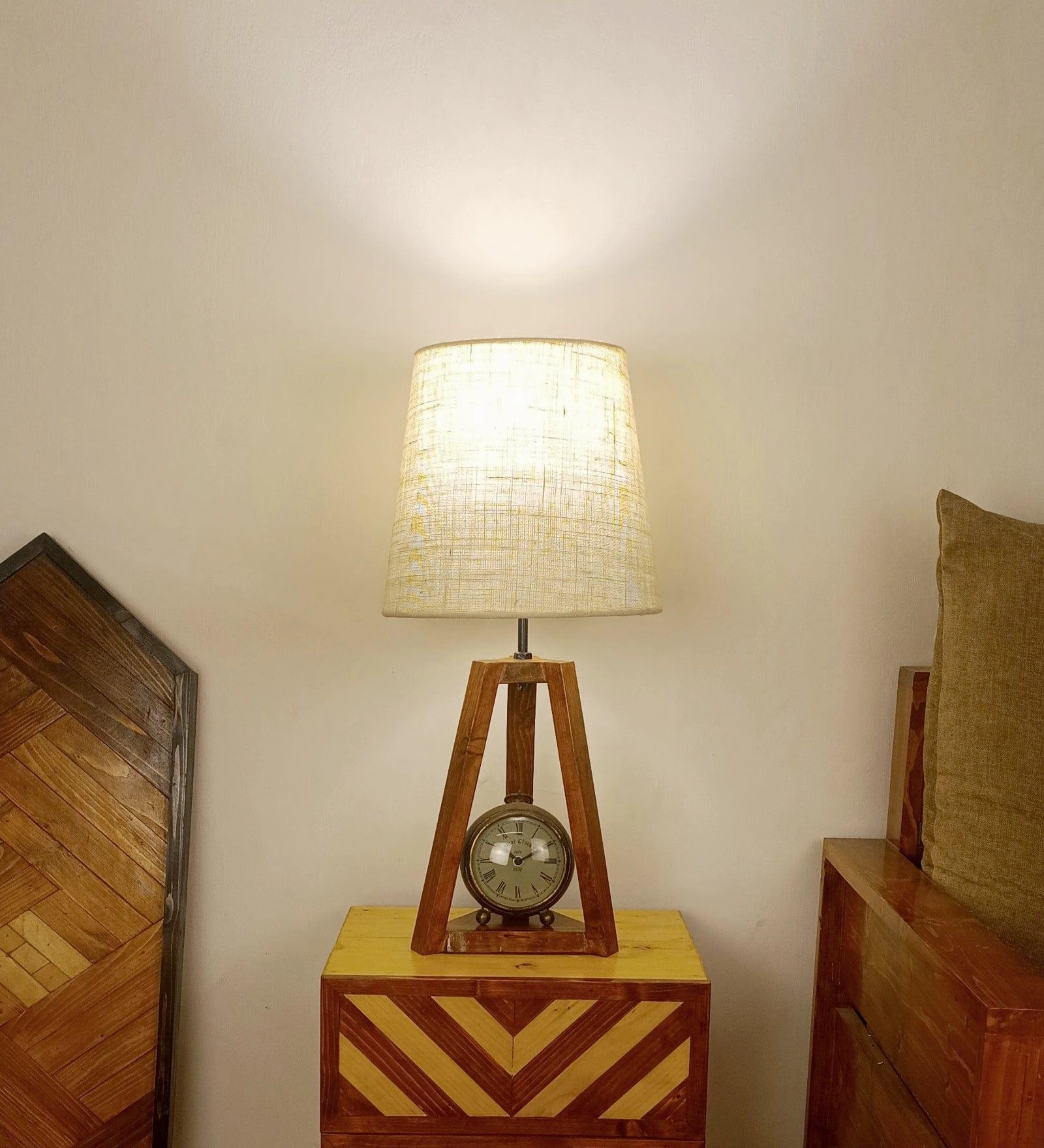 Vantage Brown Wooden Table Lamp with White Jute Lampshade (BULB NOT INCLUDED) Louis Poulsen chandelier