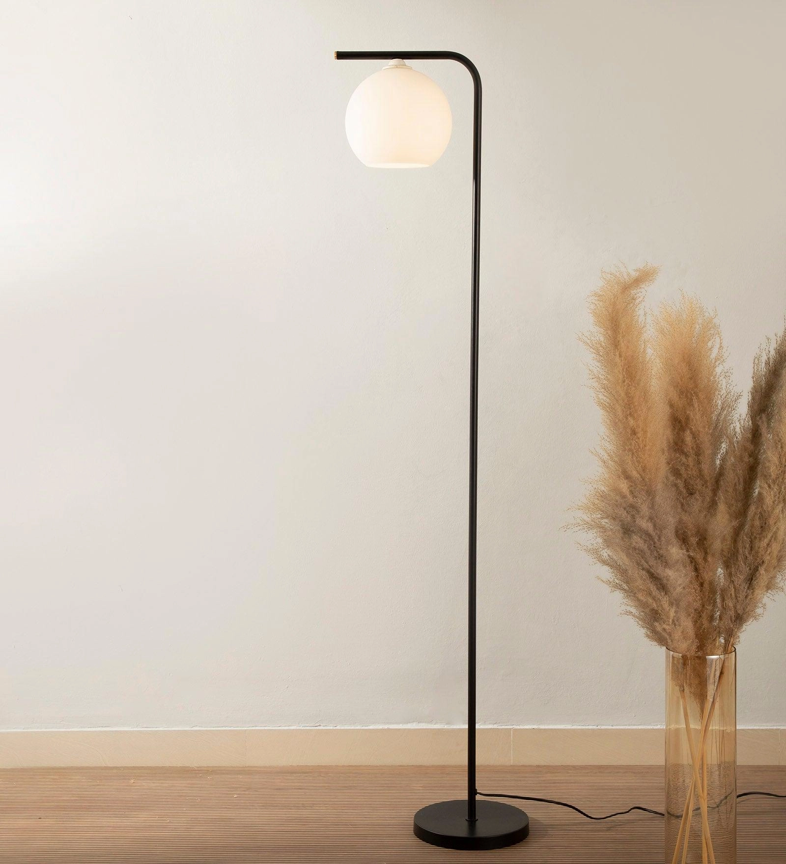 Walkford Floor Lamp