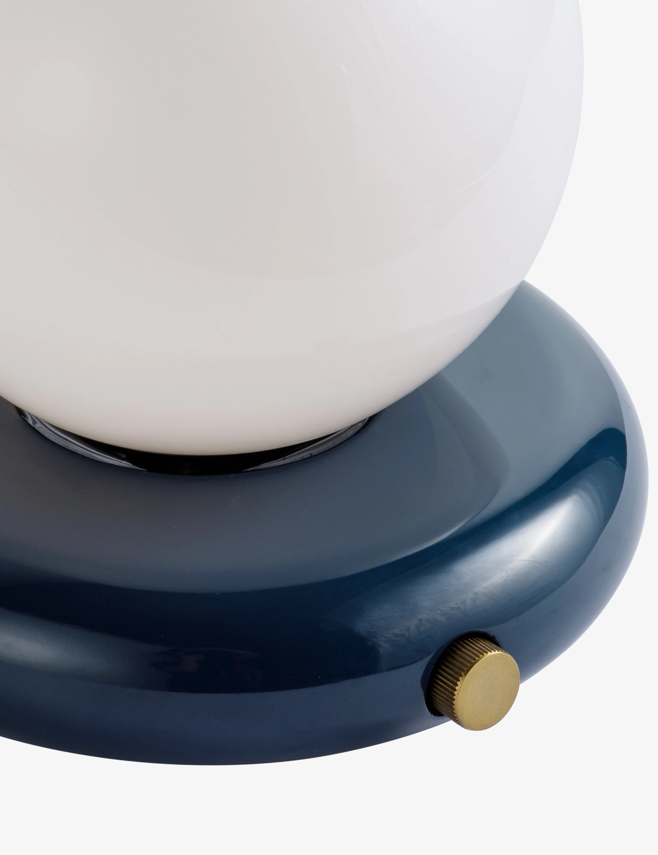 Washburn Cordless Table Lamp