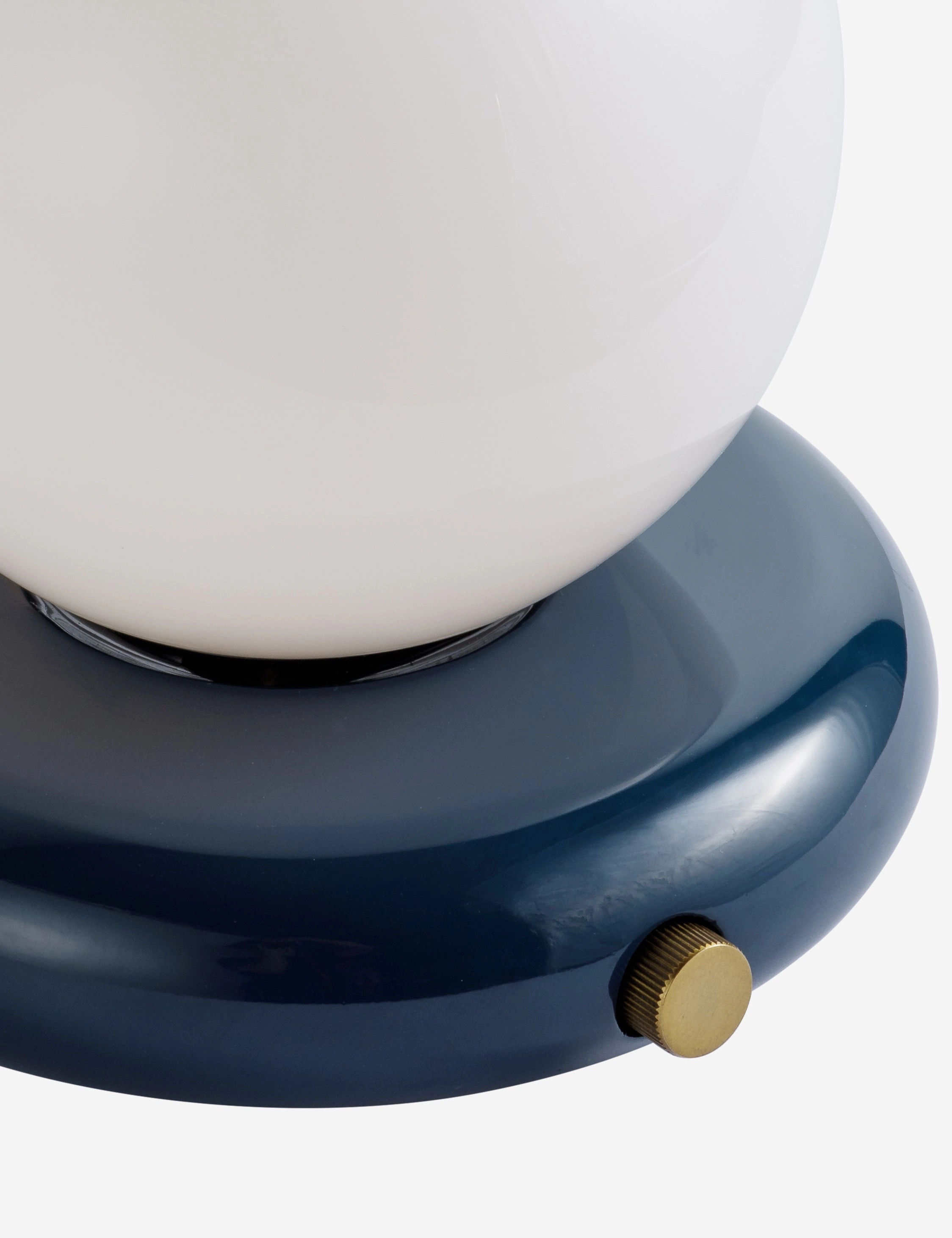 Washburn Cordless Table Lamp