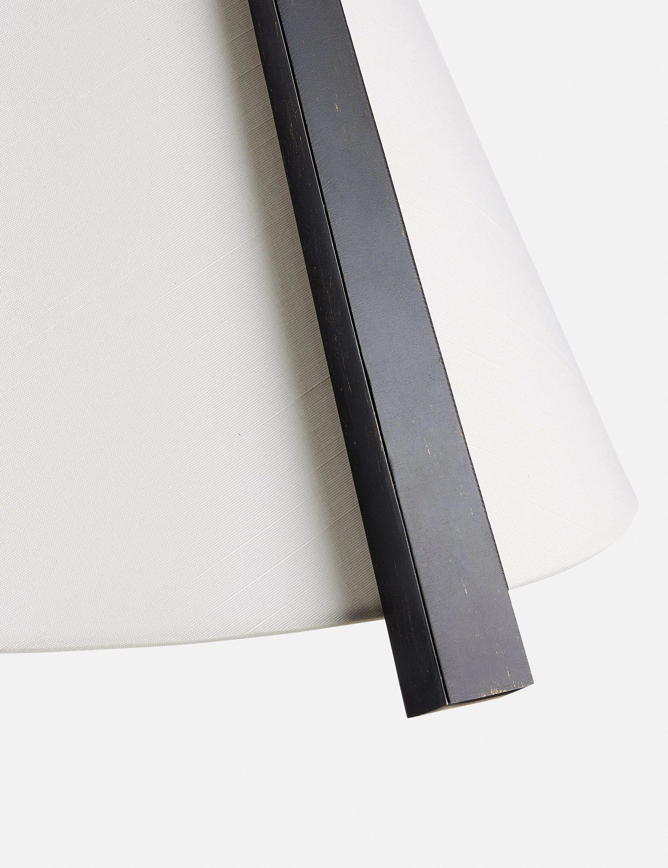 Yang Pendant Light